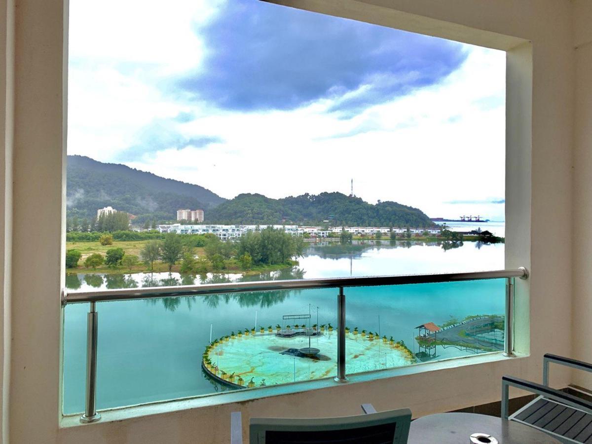 Apartment @ Marina Island Pekan Pangkor Eksteriør billede