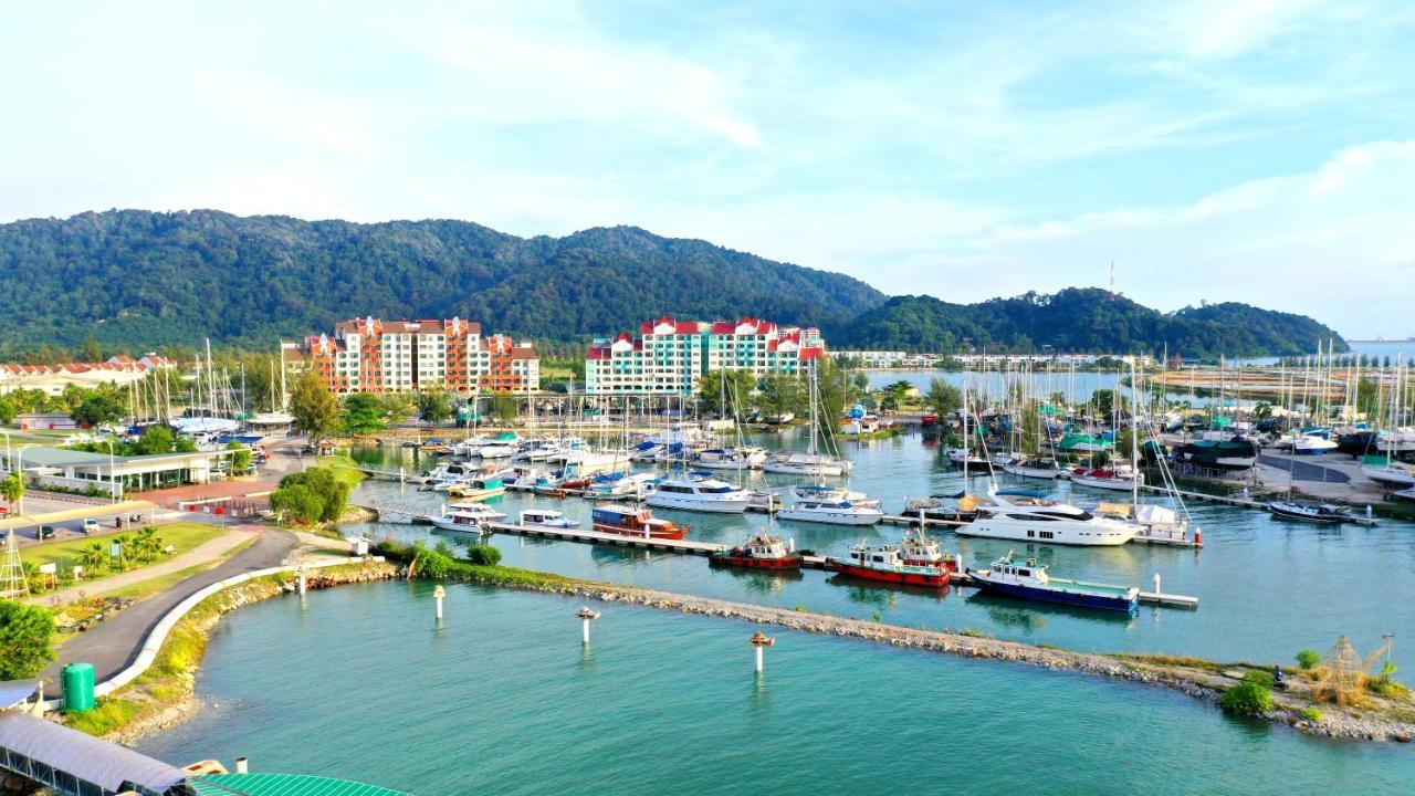 Apartment @ Marina Island Pekan Pangkor Eksteriør billede